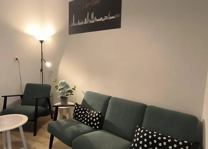 Zabala Conoce Desde Dentro - Free Parking * Бильбао