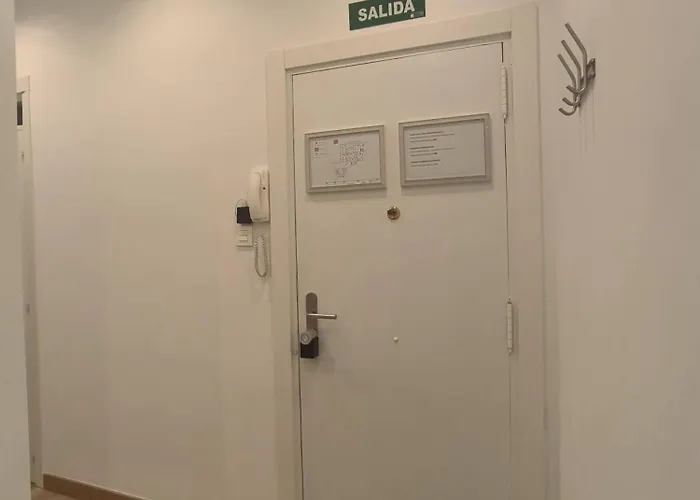 Zabala Conoce Desde Dentro - Free Parking *